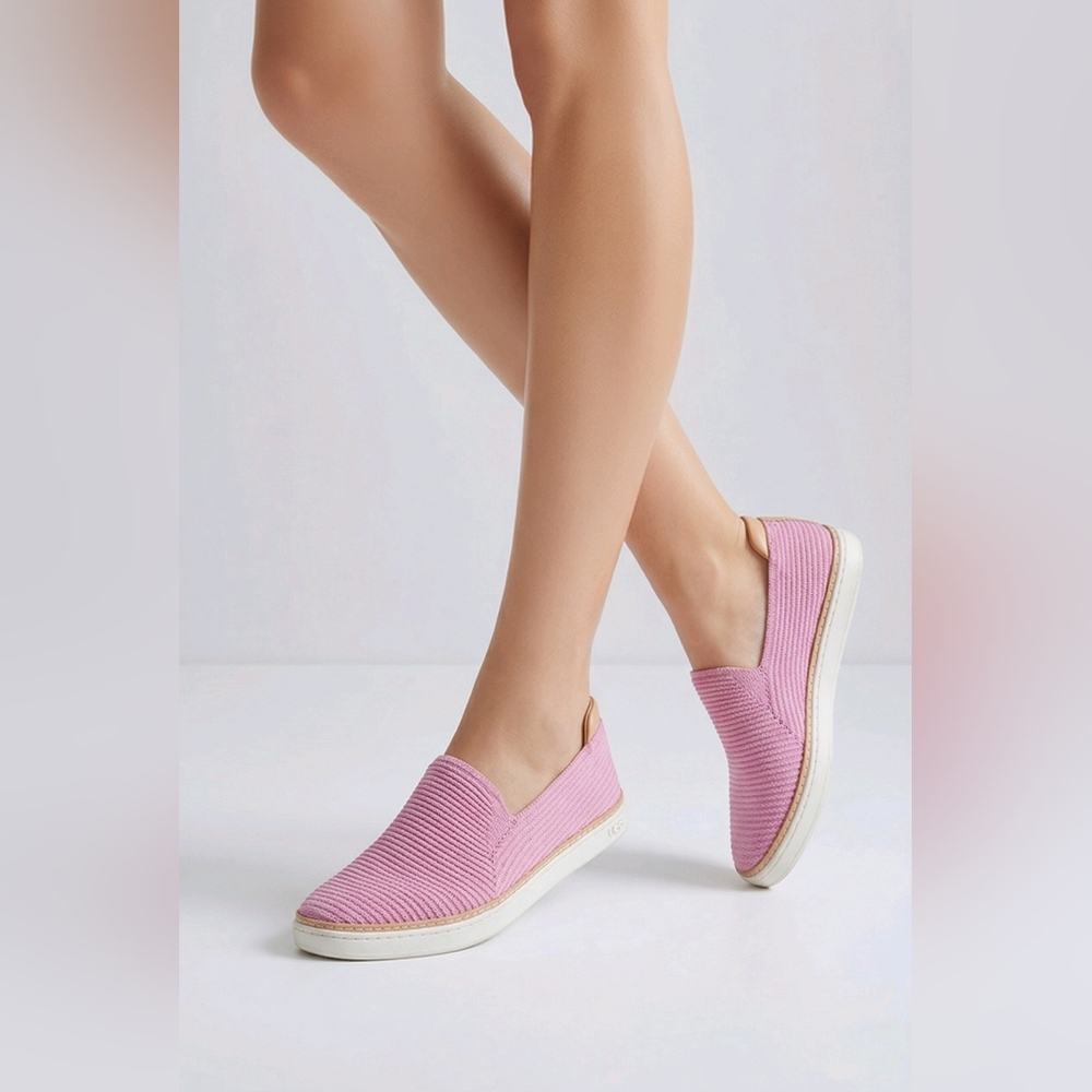 UGG Sammy Sneakers